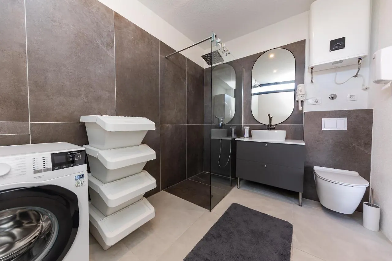 Orange Apartment&Spa Okrug Gornji Trogir 0*,