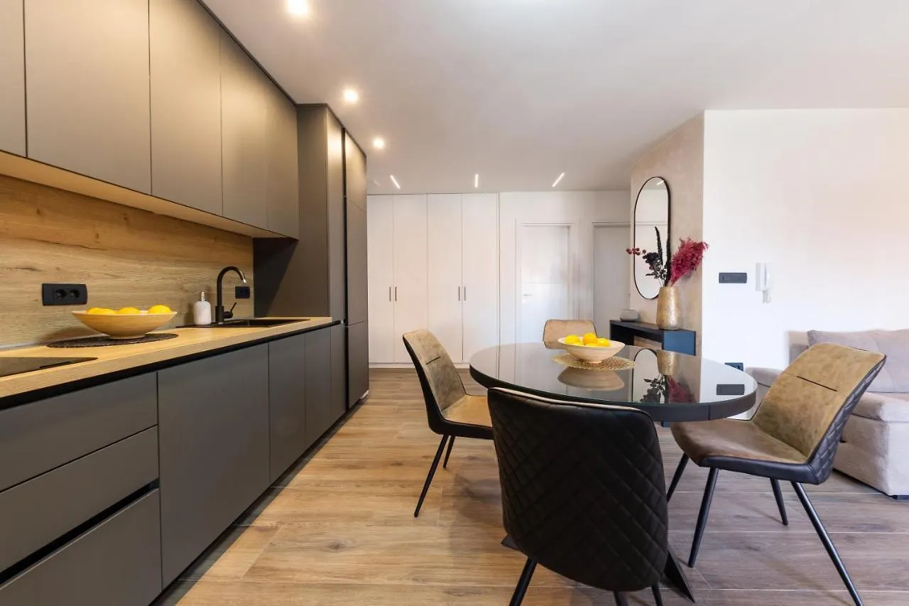 Apartment Orange Apartment&Spa Okrug Gornji Trogir