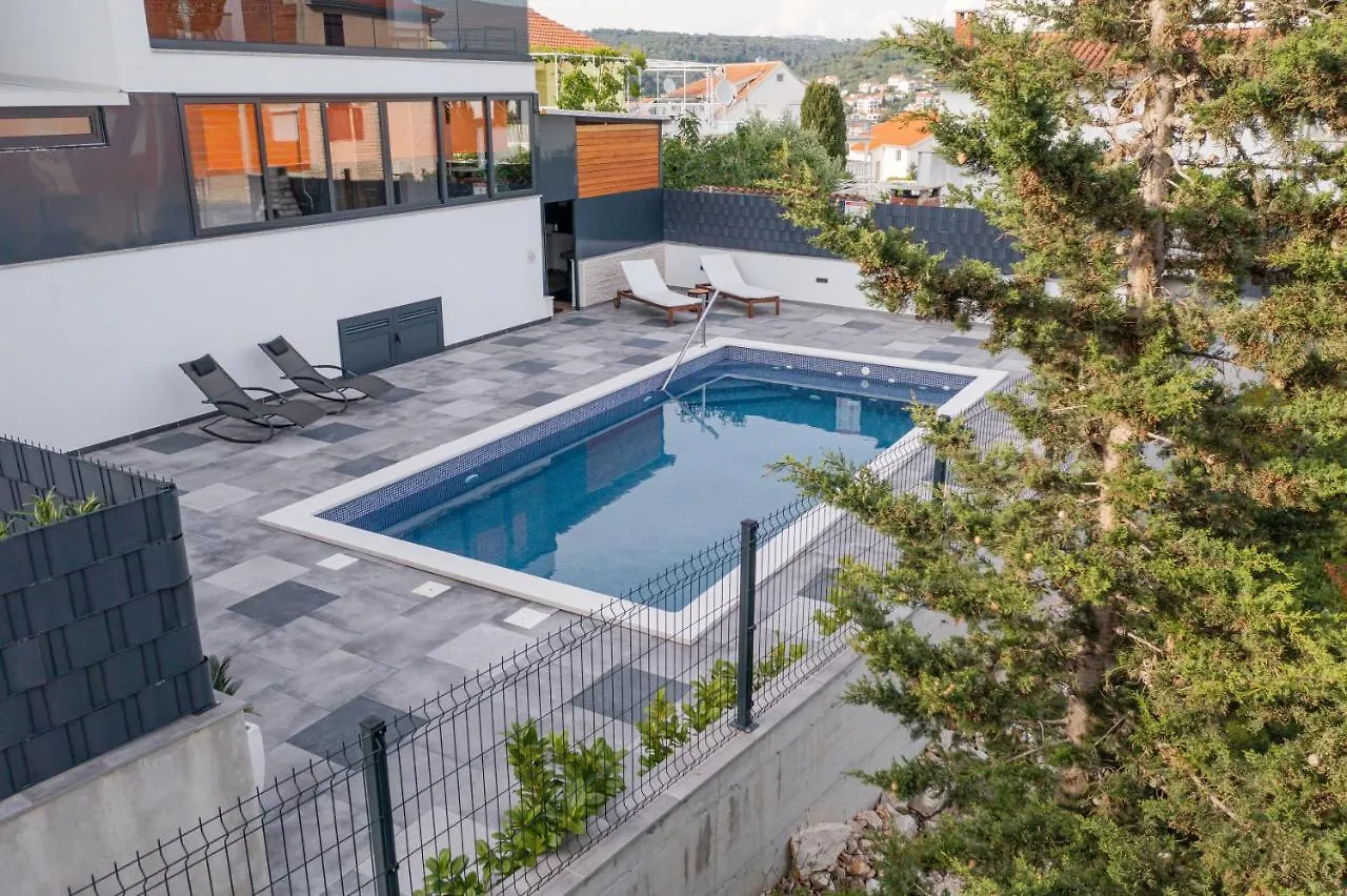Orange Apartment&Spa Okrug Gornji Traù